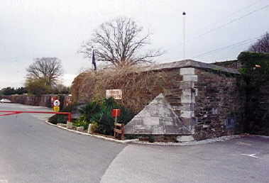 bowden_battery.jpg (12143 bytes)